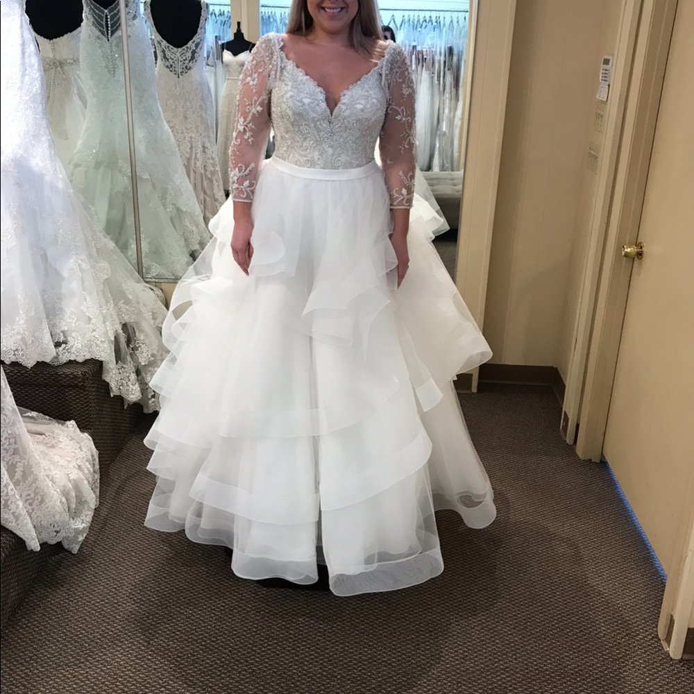 Wedding dress